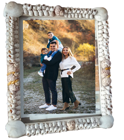 Sea Shell Photo Frame Happy Day On The Wall Table in Italy