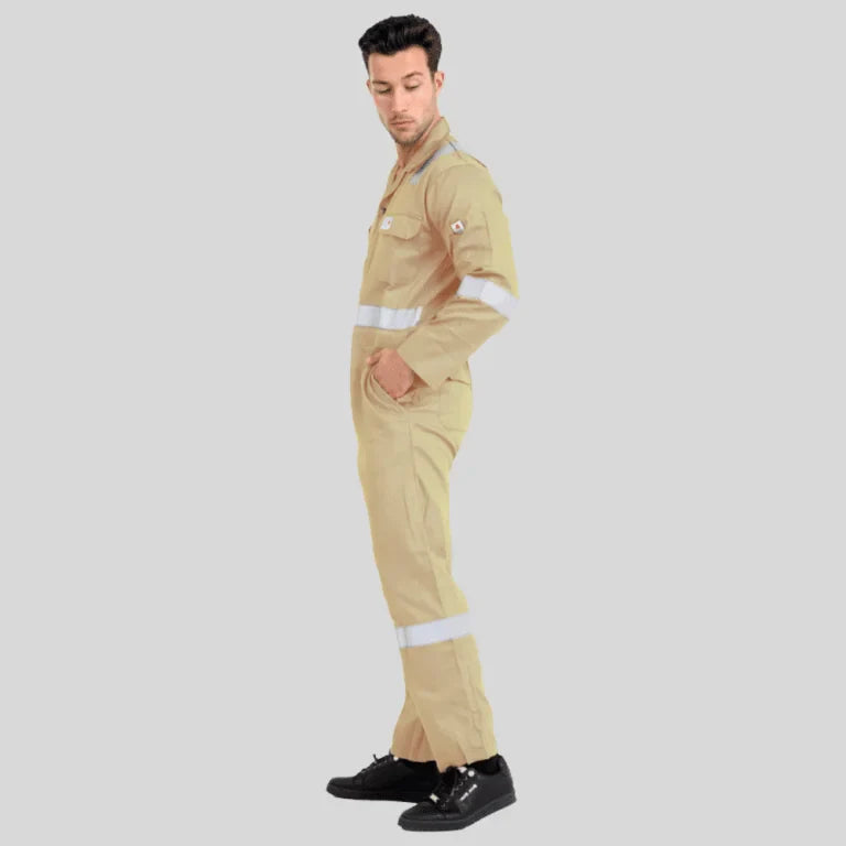 Fire Retardant Industrial Uniform Cotton Coverall Beige 100 Percent Cotton Maximum Visibility Safety in Saudi Arabia